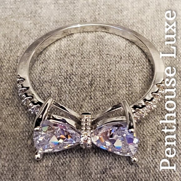 FINAL RESTOCK!! Trillion Cut Silver Bow Ring - Picture 3 of 7